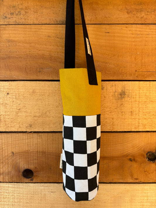 Sunny Checkered Bottle Bag